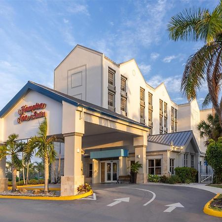 Hampton Inn & Suites Fort Lauderdale Airport Hollywood Bagian luar foto